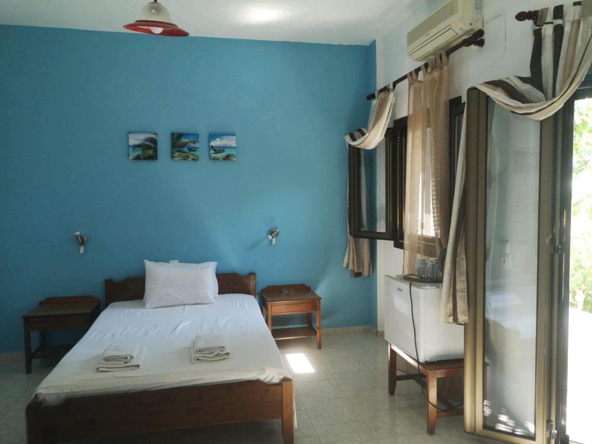 Hotel Orthi Ammos Frangokastello Esterno foto